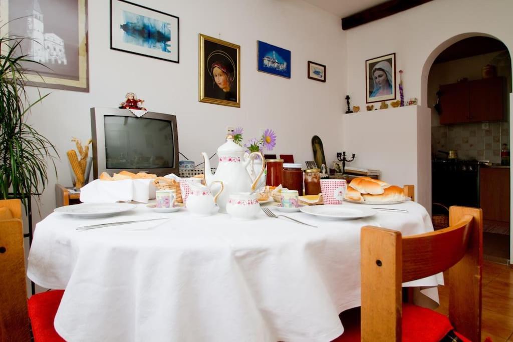 Cozy Rooms In Nature, Perfect For Relax 일리르스카비스트리차 외부 사진
